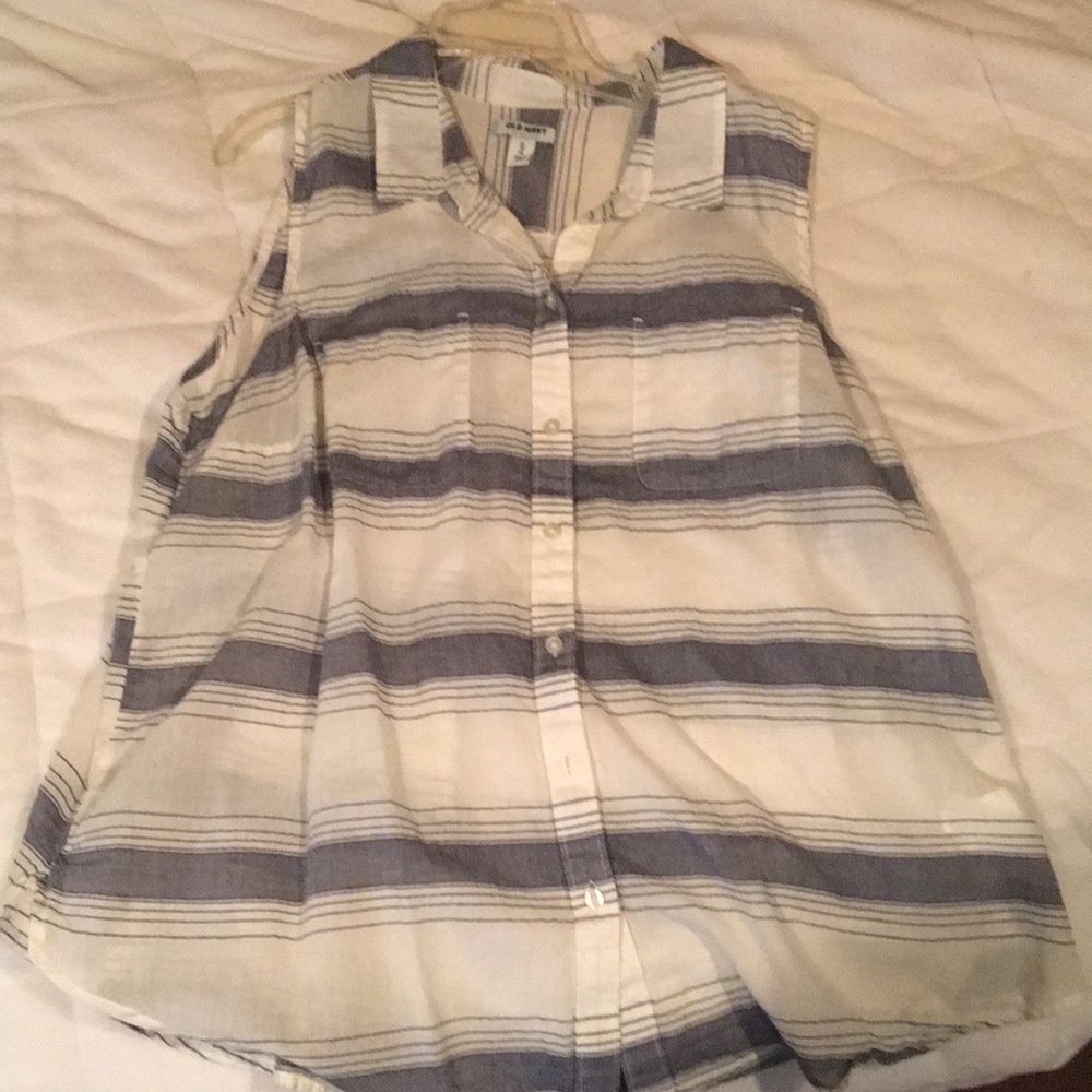 Old navy button down blouse